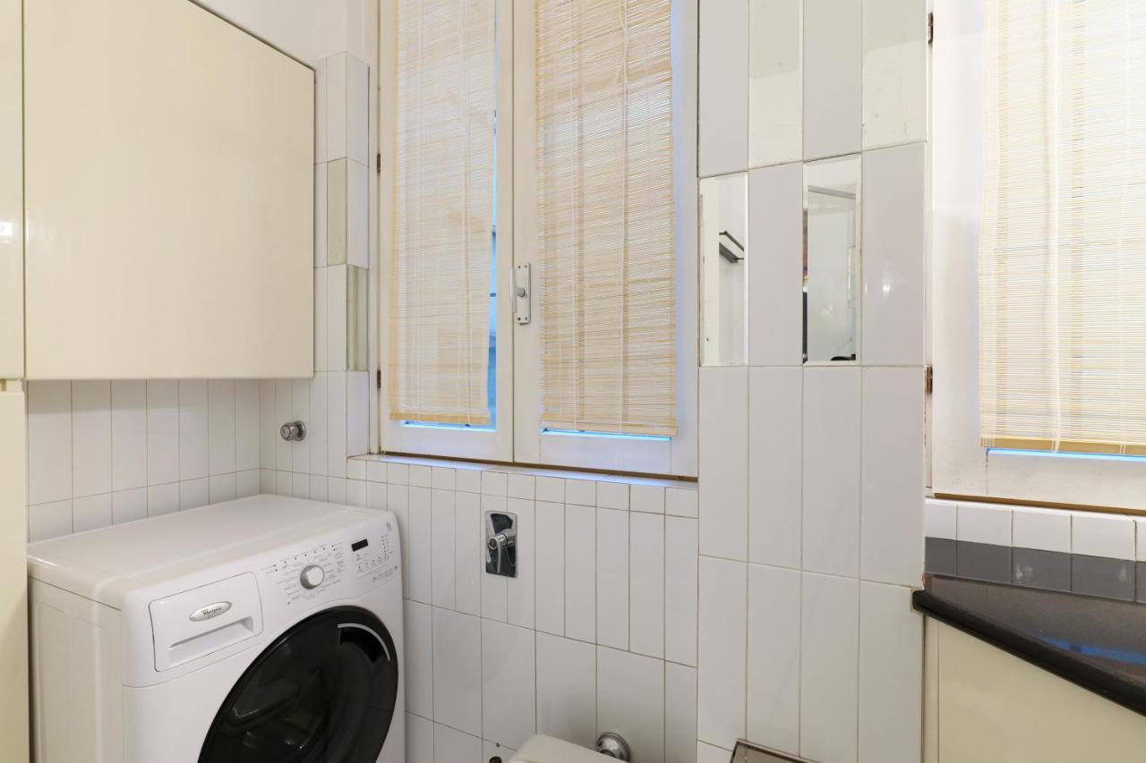 Elegant Corso Venezia Terrace Apt Apartment Milan Bagian luar foto